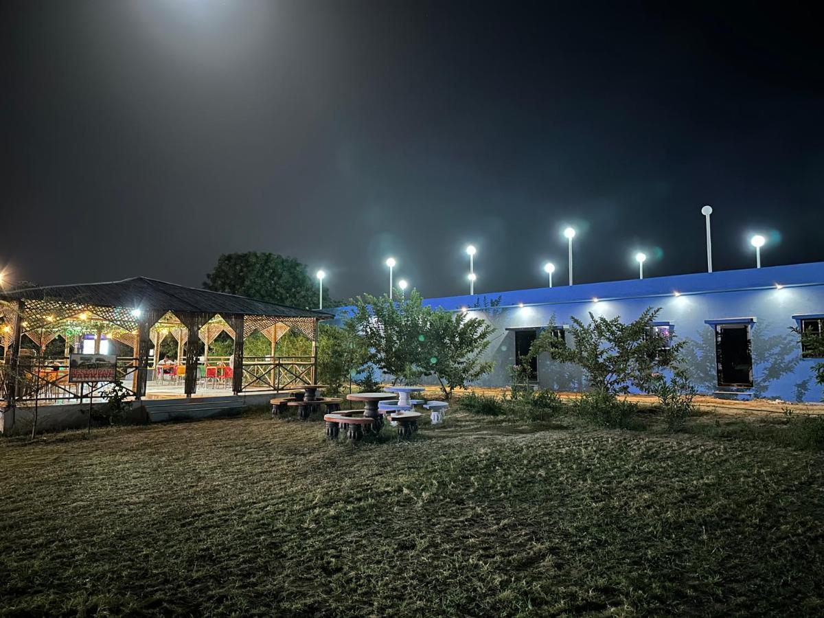 Modhera Sunrise Resort - Tents Bhungas Jungle Restaurants & Candlelight Dining Kalri Exterior foto