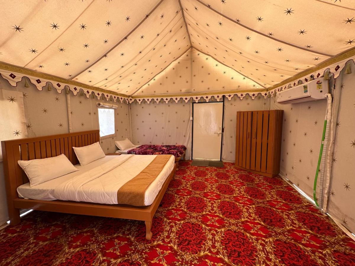 Modhera Sunrise Resort - Tents Bhungas Jungle Restaurants & Candlelight Dining Kalri Exterior foto